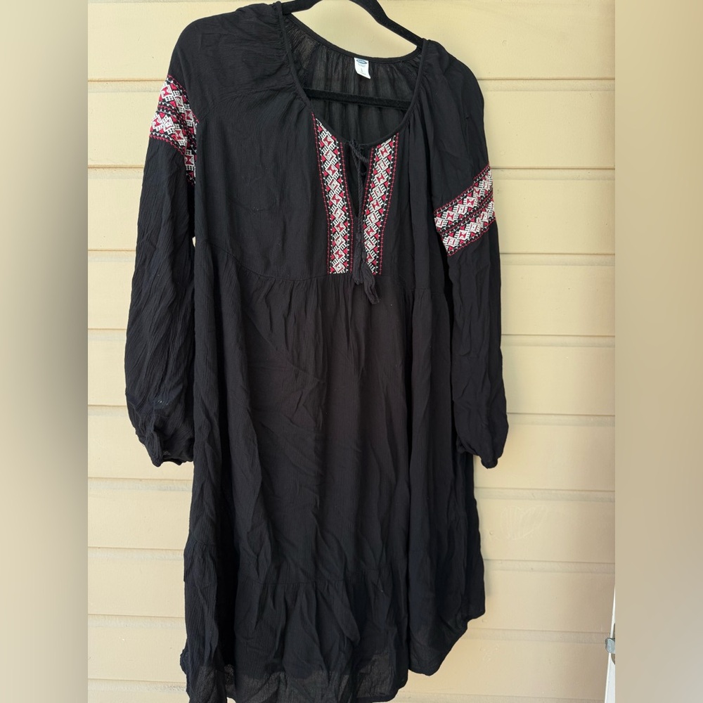 Old Navy Black boho long sleeve dress